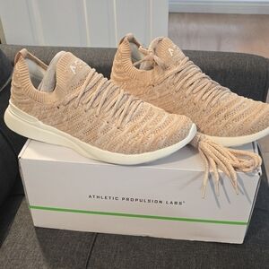 APL MEN'S TECHLOOM WAVE Tan Knit Running Shoes M8/W9.5